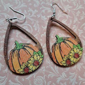 🙃6/$10 Pumpkin Earrings